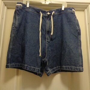 TRENDING BLUE JEAN SHORTS NAUTICAL BUT NICE BY Nick & Sarah Plus 20